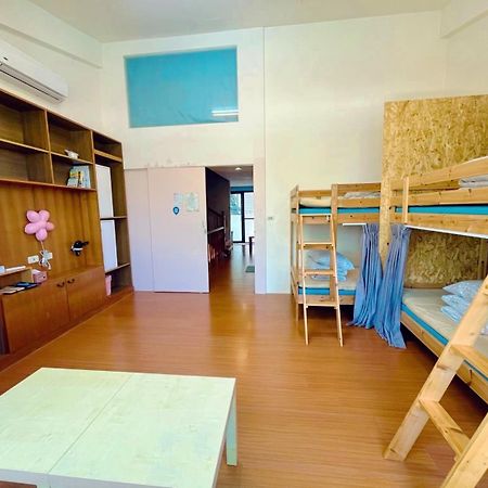 Miaoli Sanyi Travelling Homestay Bagian luar foto